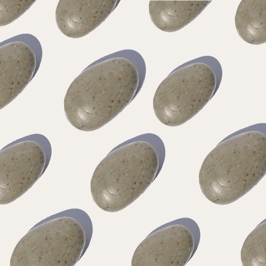 Savon exfoliant aux algues marines et à l'argile verte
class=