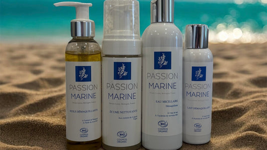 🌊 Démaquillage et nettoyage : le secret d’une peau lumineuse et en pleine santé 🌊