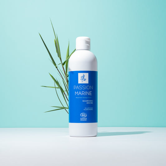 Shower shampoo with marine active ingredients and bamboo fragrance